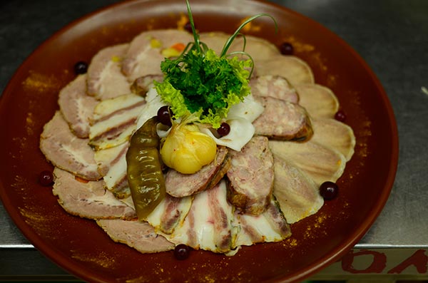 Мясная нарезка